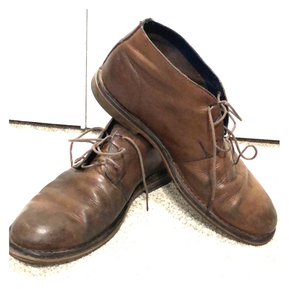 Cole Haan Glenn Leather Chukka
